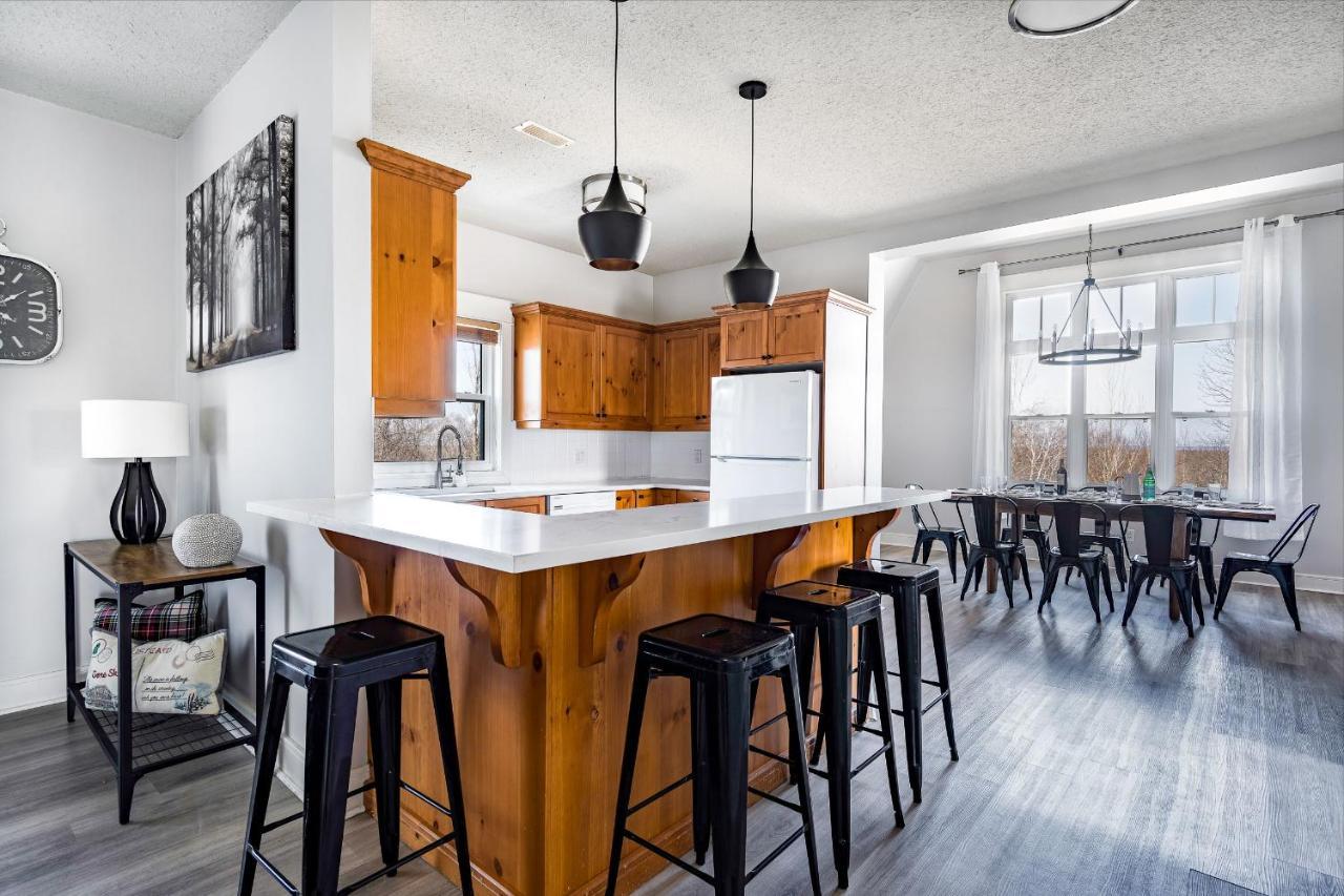 Beautiful & Bright 3 Bed Townhome Near Village Блу-Маунтинс Экстерьер фото